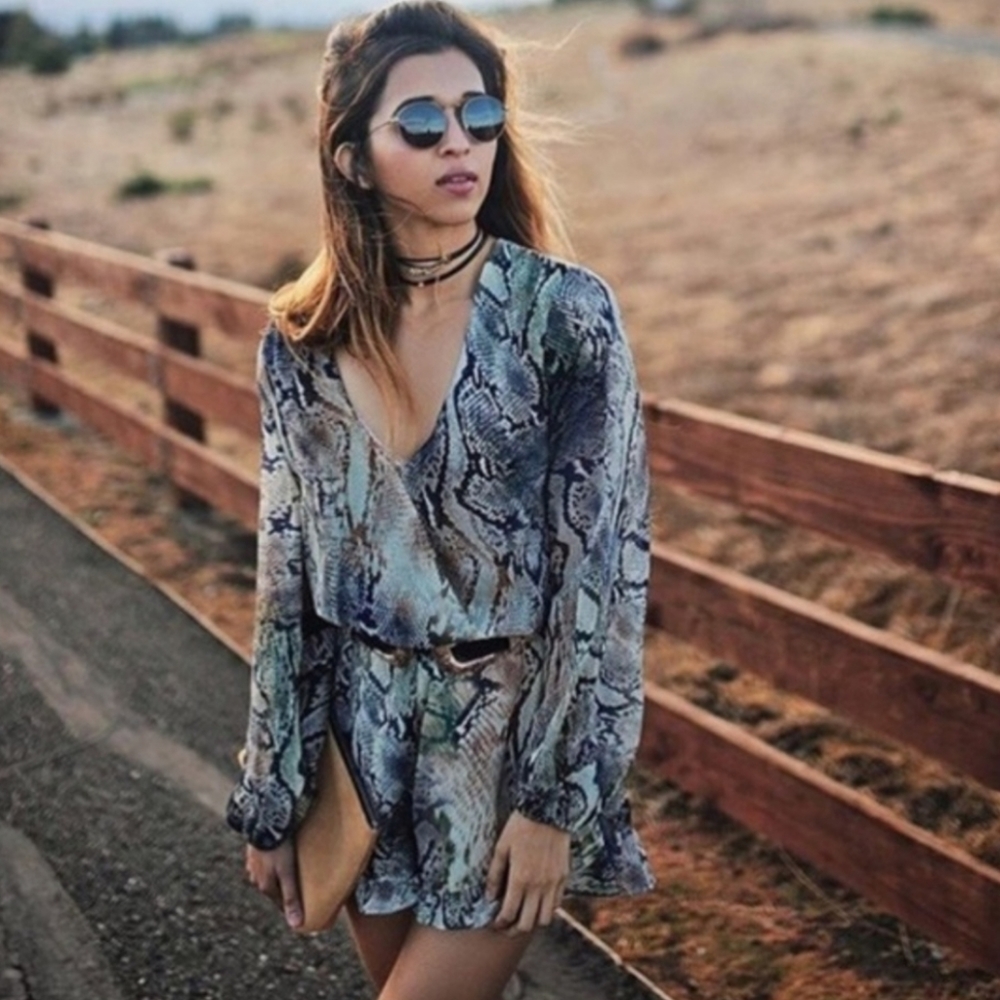 Show Me Your MuMu size Small Snakeskin print romper